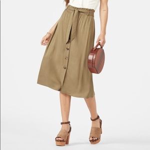 Midi length paper bag waist skirt